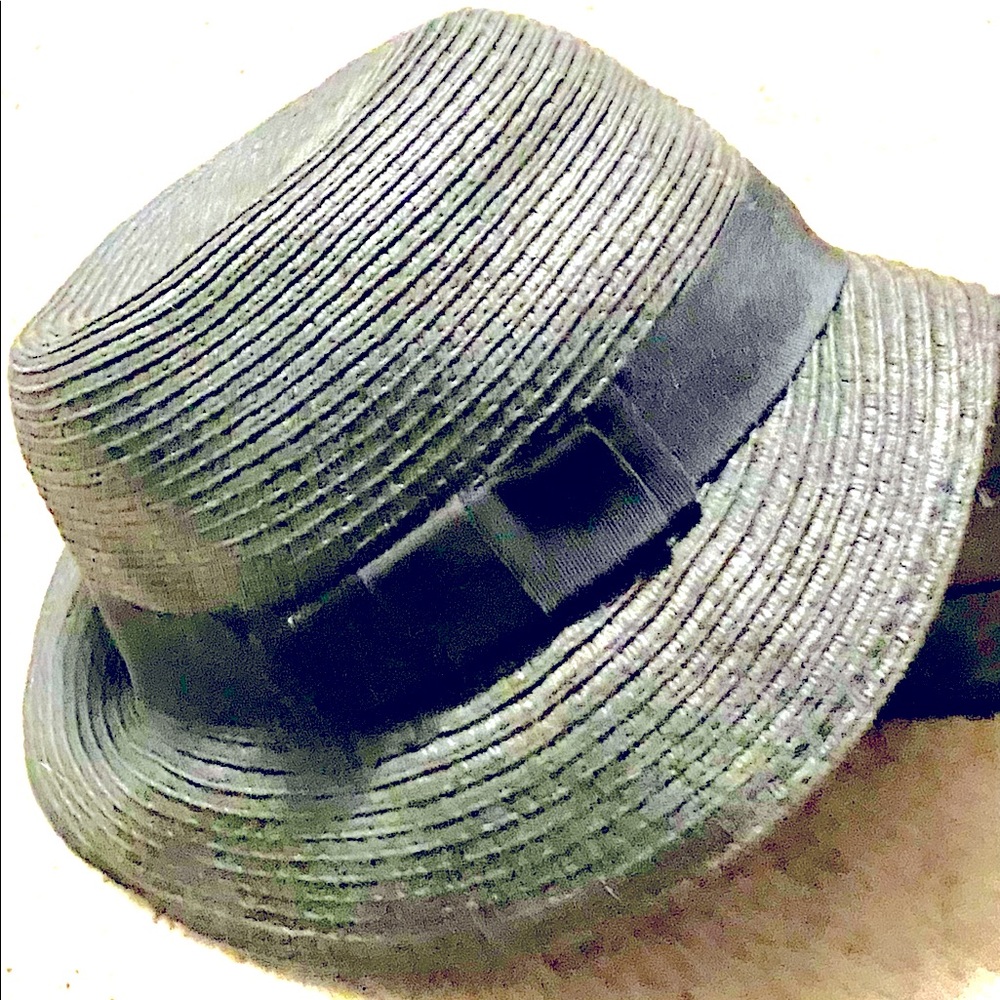 1920’s Style Flapper Cloche Hat